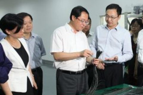 省委副書(shū)記、代省長(cháng)車(chē)俊赴寧波國家高新區調研